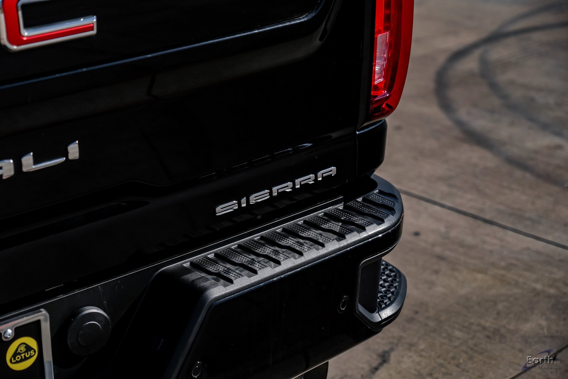 Used 2022 GMC Sierra 3500 Denali w/ Technology Package image 30