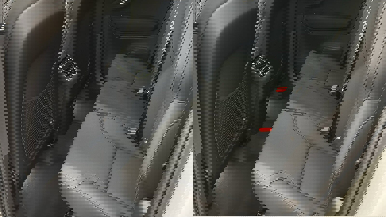 New 2026 Volvo XC90 B5 Core w/ Protection Package image 27