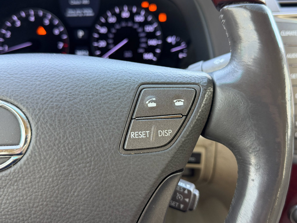 Used 2011 Lexus LS 460 w/ Luxury Value Edition RWD image 22