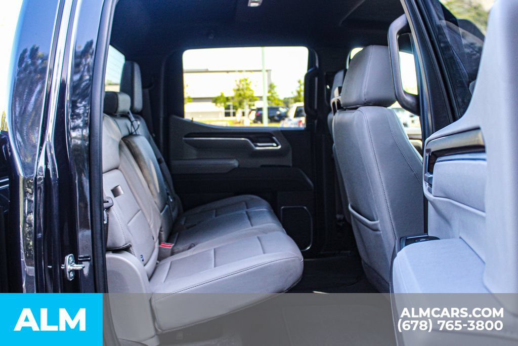 Used 2026 GMC Sierra 1500 SLT AWD/4WD image 17