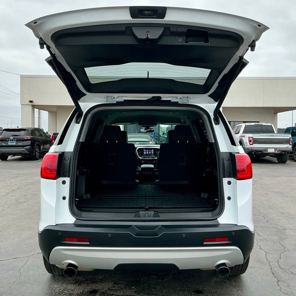 Used 2019 GMC Acadia SLT FWD image 17