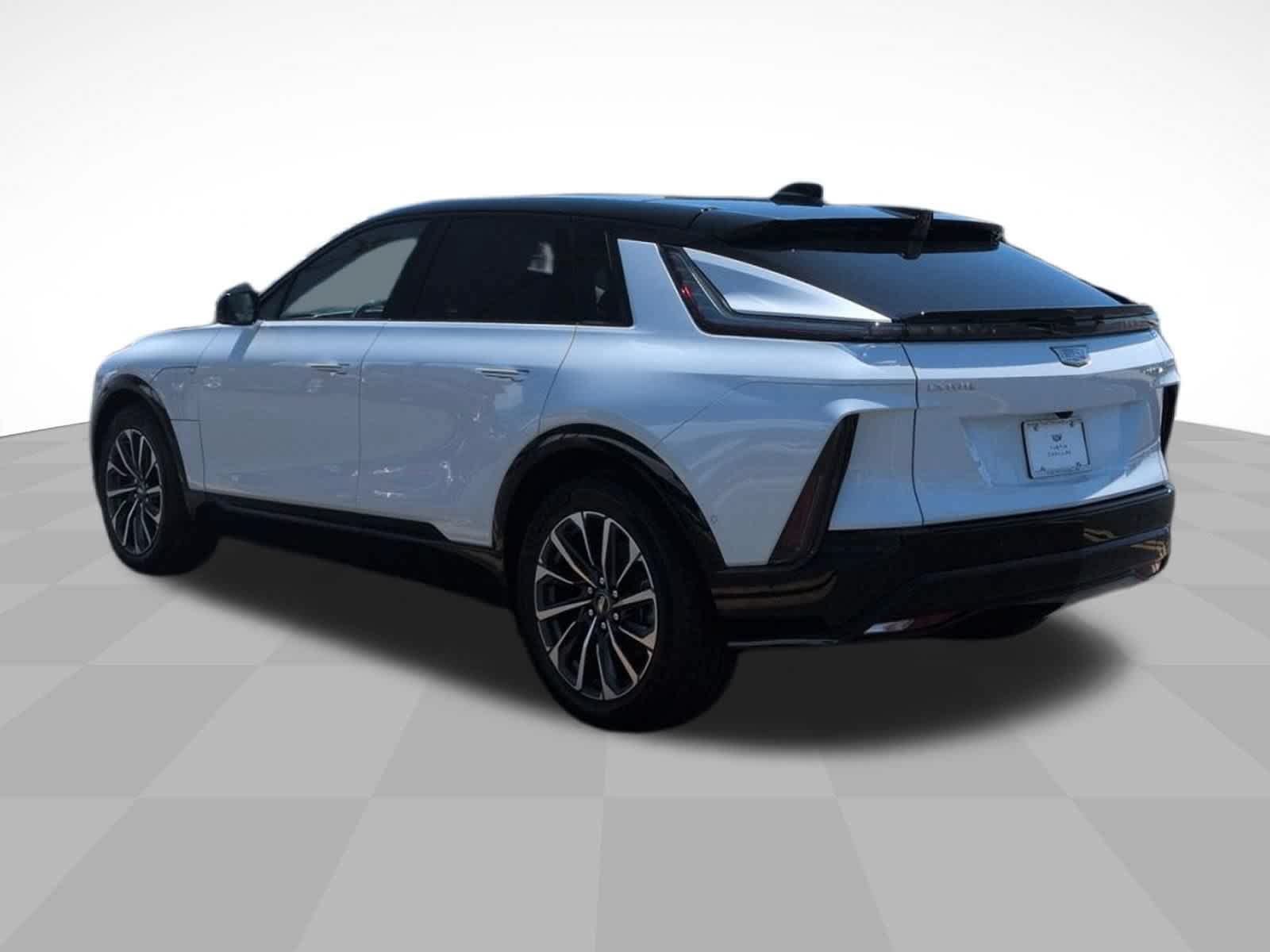 New 2026 Cadillac Lyriq Sport AWD/4WD image 7