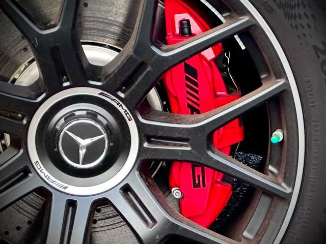 New 2025 Mercedes-Benz GLC 63 AMG S image 16