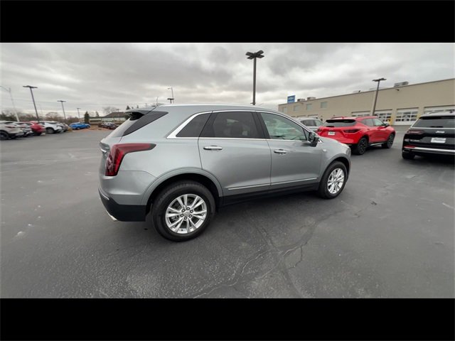 Certified 2025 Cadillac XT5 Luxury w/ LPO, Floor Liner Package image 8