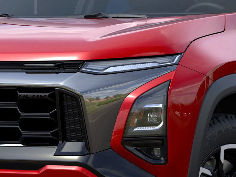 New 2025 Chevrolet Equinox ACTIV w/ Safety and Technology Package image 11