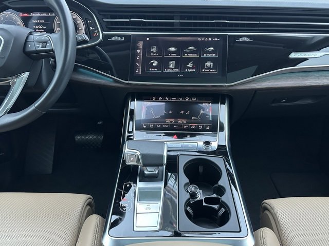 Used 2023 Audi Q7 3.0T Prestige image 14