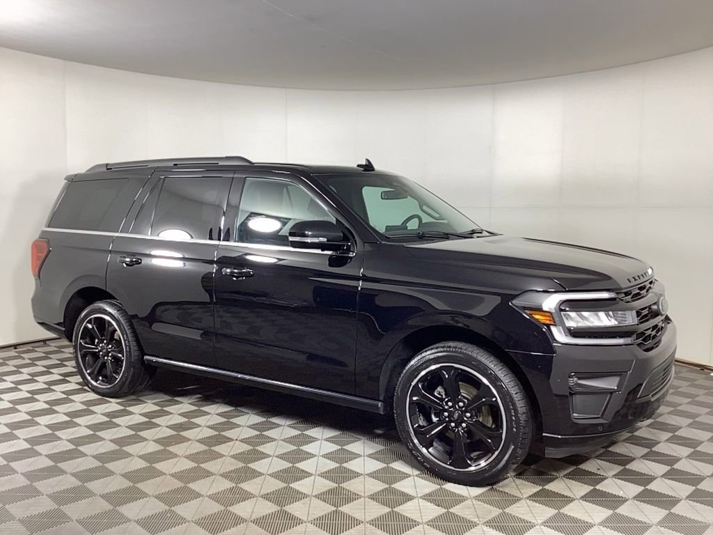 Used 2022 Ford Expedition Limited image 1