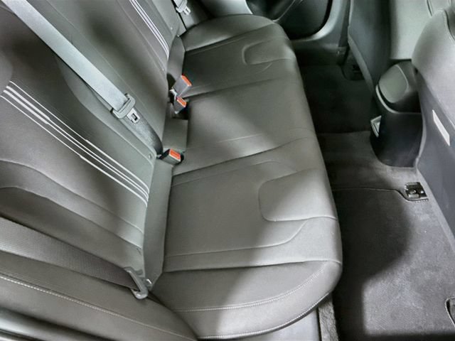 Certified 2025 Hyundai Elantra Sport FWD image 34