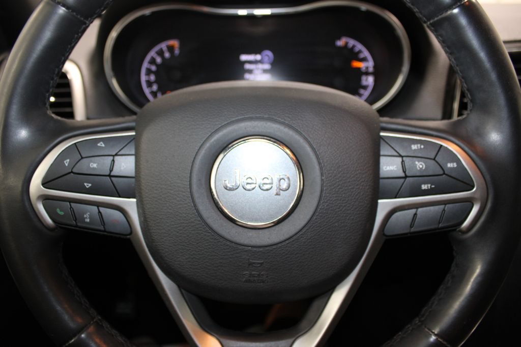 Used 2022 Jeep Grand Cherokee Laredo X RWD image 29