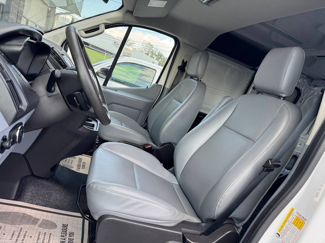 Used 2015 Ford Transit 150 130 Low Roof RWD image 8