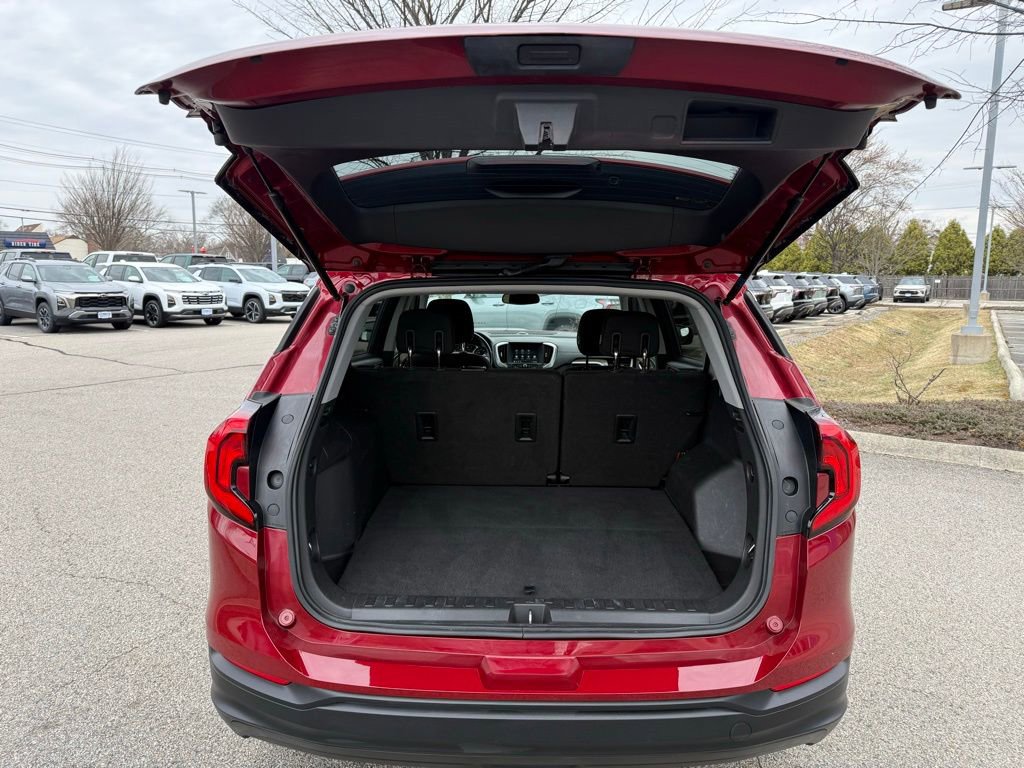 Used 2020 GMC Terrain SLE w/ Driver Convenience Package image 6