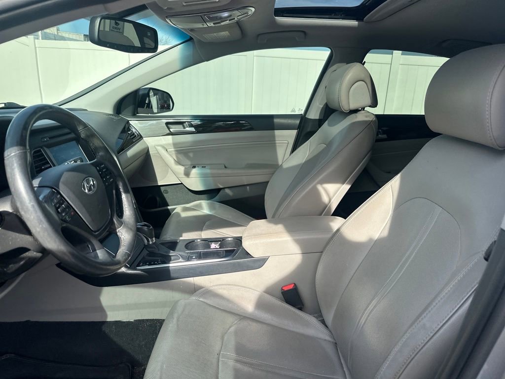 Used 2017 Hyundai Sonata Limited image 41