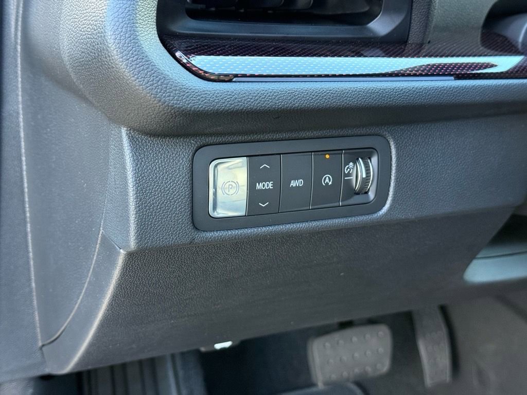 New 2026 Chevrolet Traverse Z71 w/ Enhanced Driving Package image 13