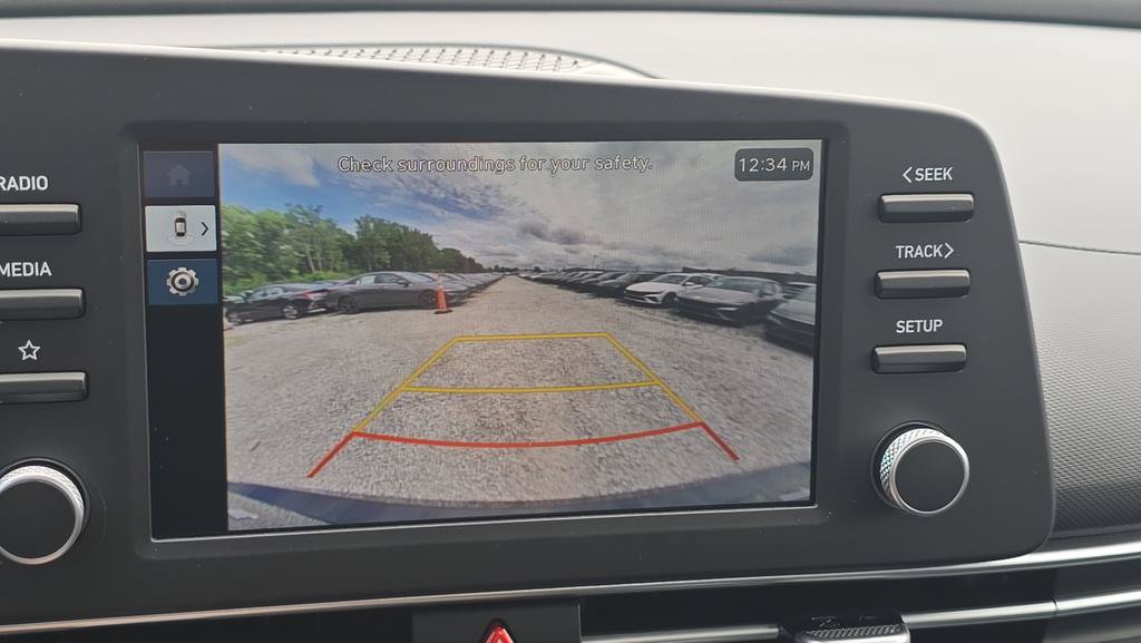 New 2026 Hyundai Elantra SE FWD image 19