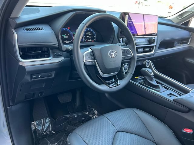Used 2026 Toyota Grand Highlander FWD image 23
