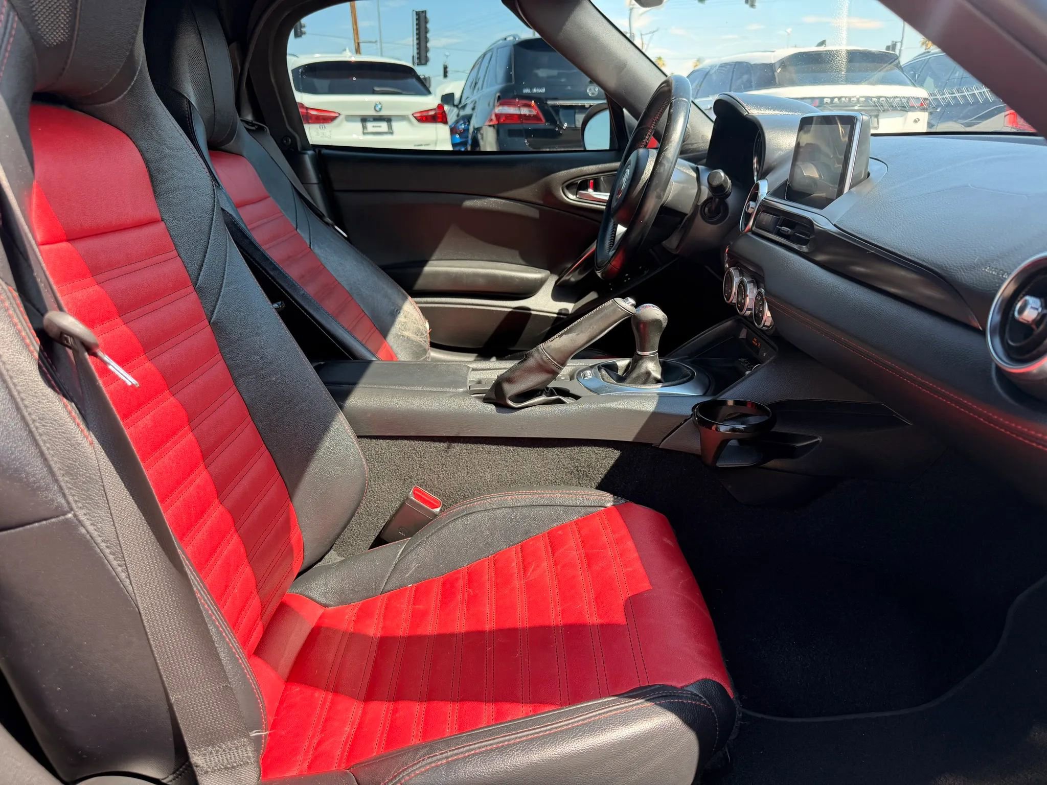 Used 2018 FIAT 124 Spider Abarth w/ Convenience Group RWD image 25
