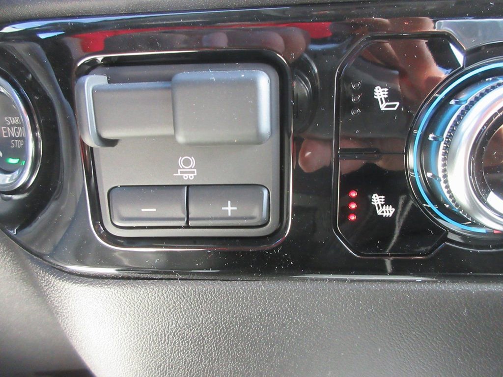 New 2026 GMC Sierra 3500 SLE w/ SLE Value Package image 20