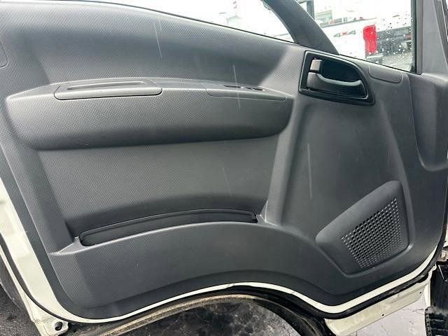 Used 2023 Chevrolet Low Cab Forward 5500XD image 16