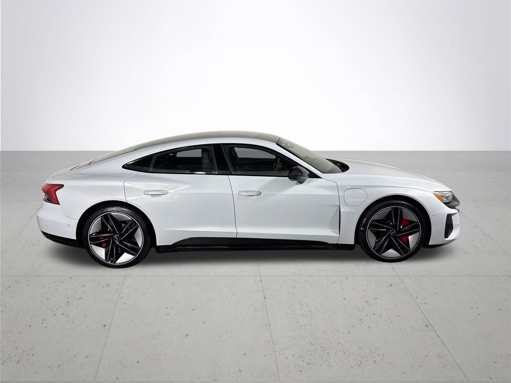 Used 2022 Audi RS e-tron GT AWD/4WD image 5