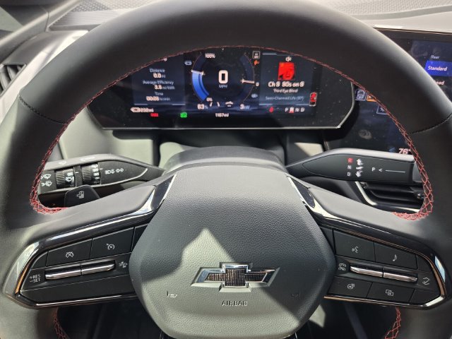 Certified 2026 Chevrolet Equinox EV RS FWD image 19