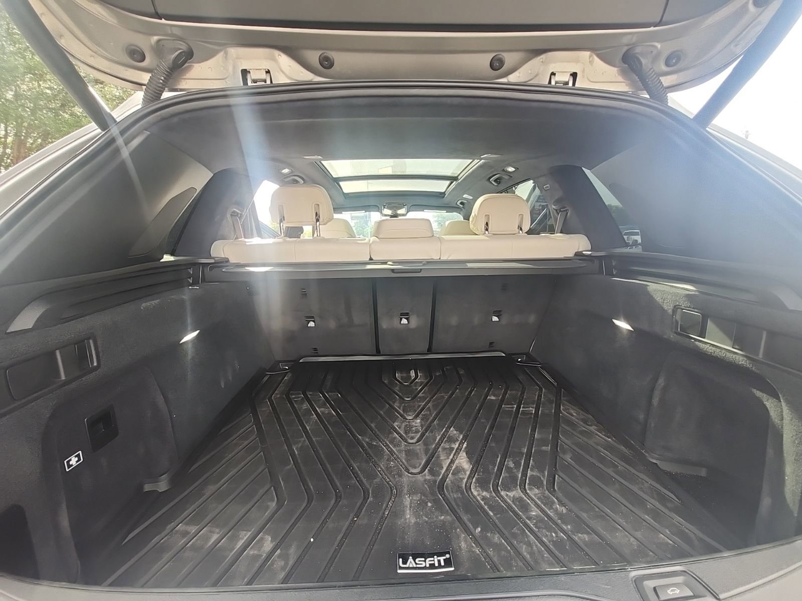 Used 2021 BMW X5 M w/ Competition Package image 12