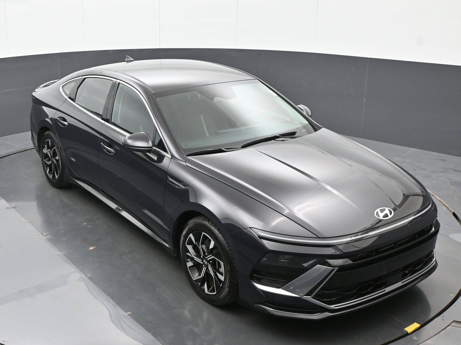 Certified 2024 Hyundai Sonata SEL FWD image 33