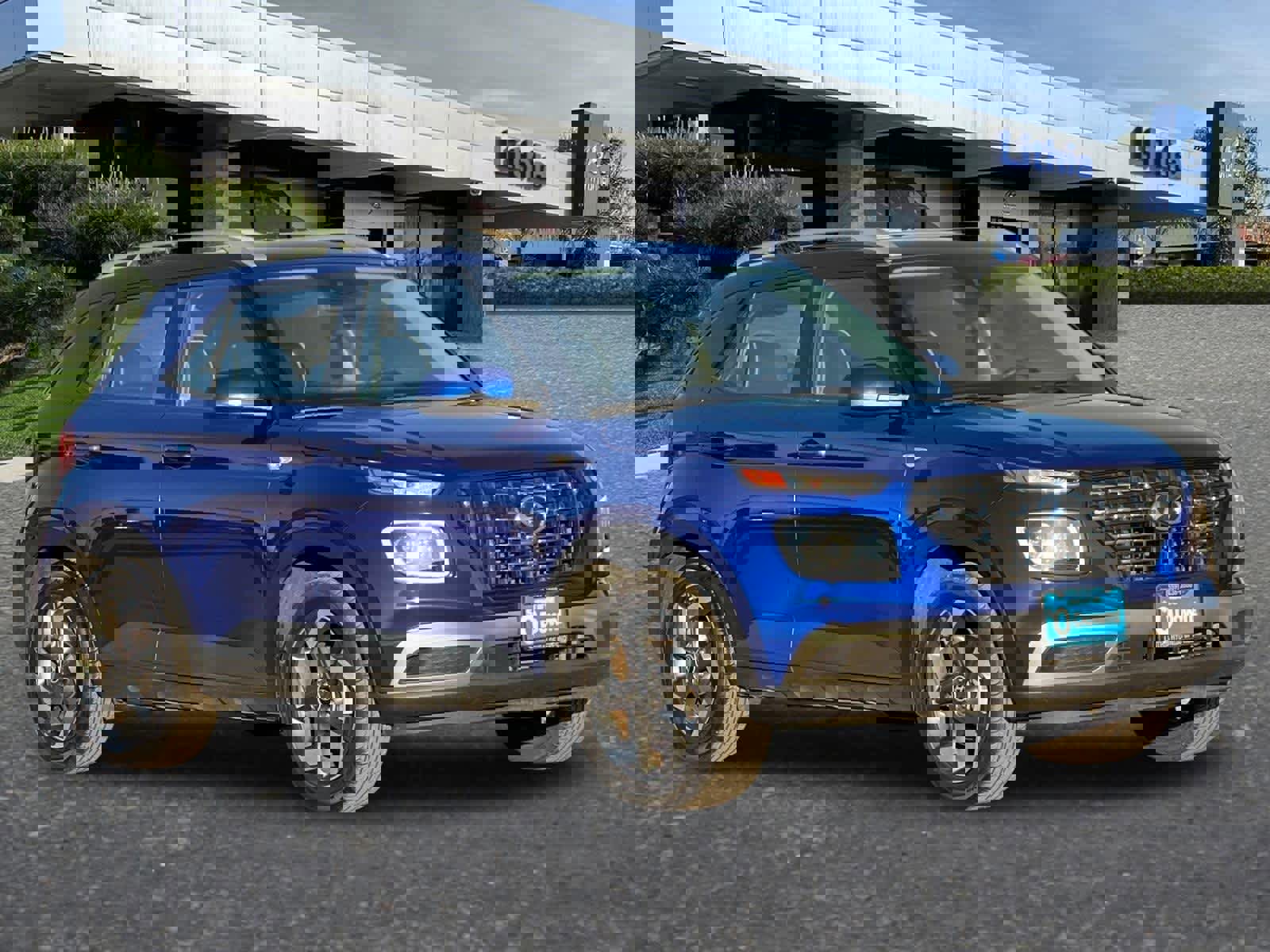 Certified 2022 Hyundai Venue Limited image 9