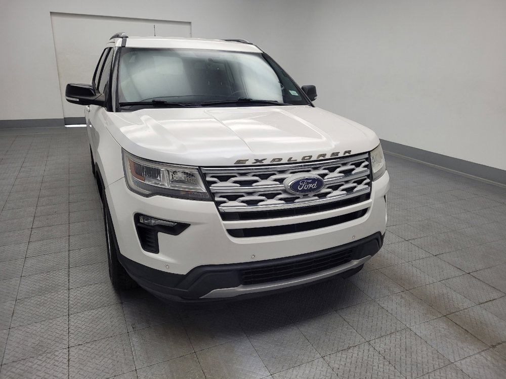Used 2018 Ford Explorer XLT w/ Equipment Group 202A FWD image 14