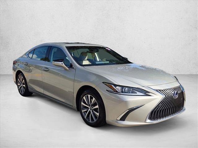 Used 2021 Lexus ES 300h w/ Premium Package FWD image 3