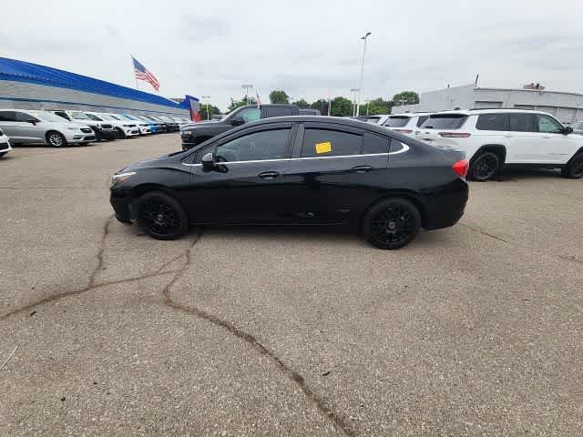 Used 2017 Chevrolet Cruze LT w/ Convenience Package FWD image 24