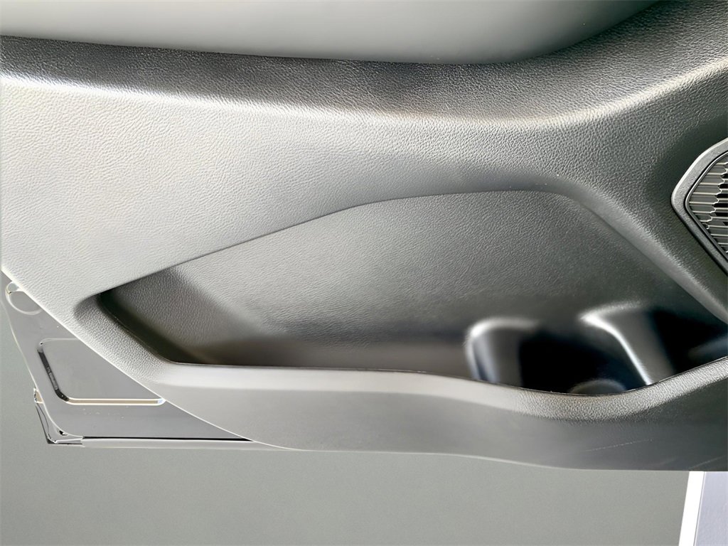 New 2025 Jeep Grand Cherokee Limited w/ Trailer Tow Package image 15