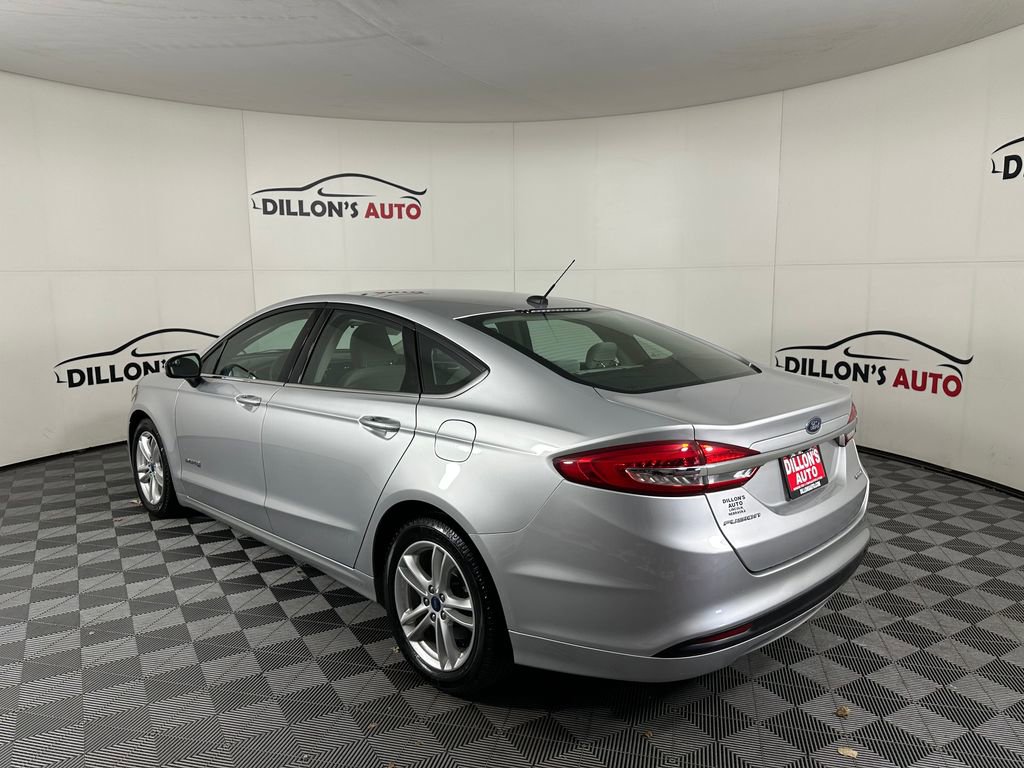 Used 2018 Ford Fusion S FWD image 5
