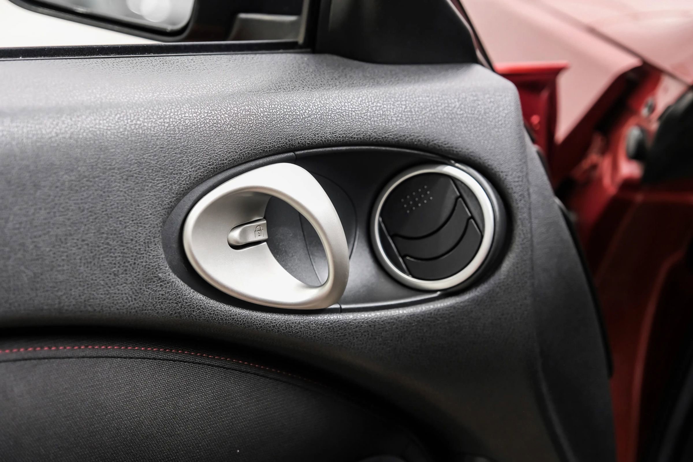 Used 2013 Nissan 370Z NISMO w/ Bose Pkg image 34