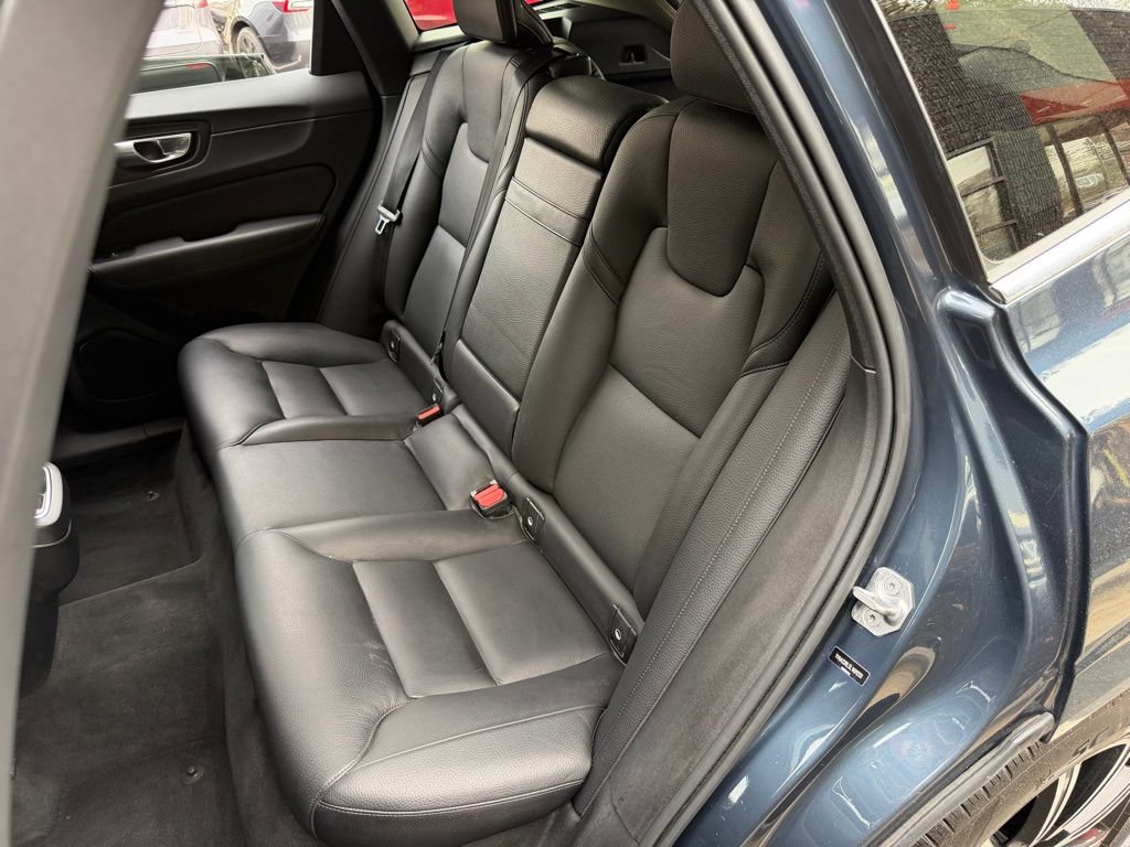 Used 2020 Volvo XC60 T6 Inscription AWD/4WD image 33
