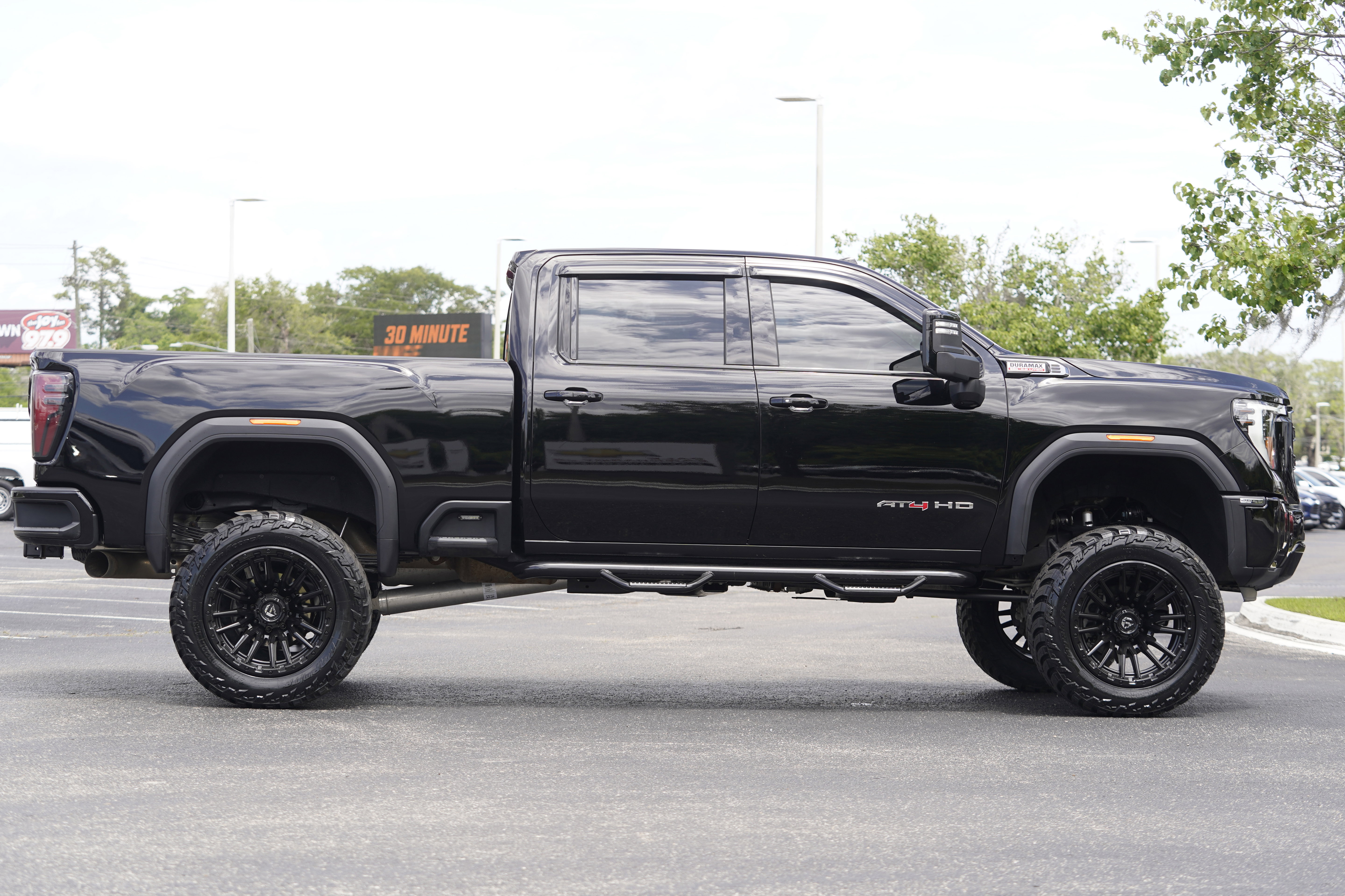 Used 2026 GMC Sierra 2500 AT4 AWD/4WD image 7