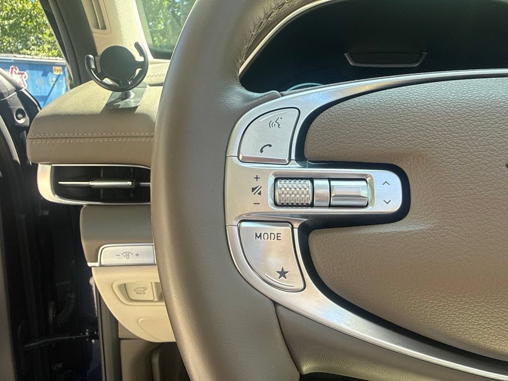 Certified 2024 Genesis GV80 2.5T w/ Prestige Package AWD/4WD image 18