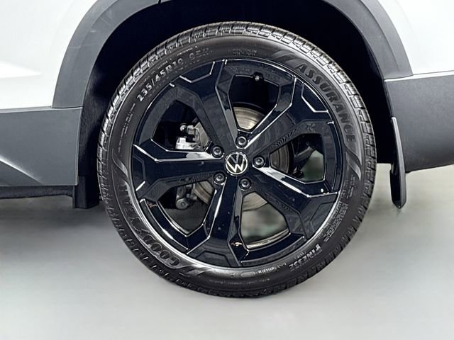 New 2026 Volkswagen Taos SEL AWD/4WD image 34