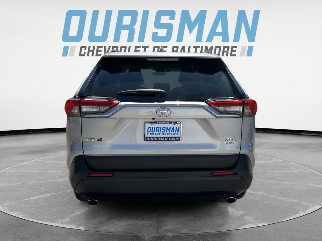 Used 2022 Toyota RAV4 XLE w/ Convenience Package AWD/4WD image 5