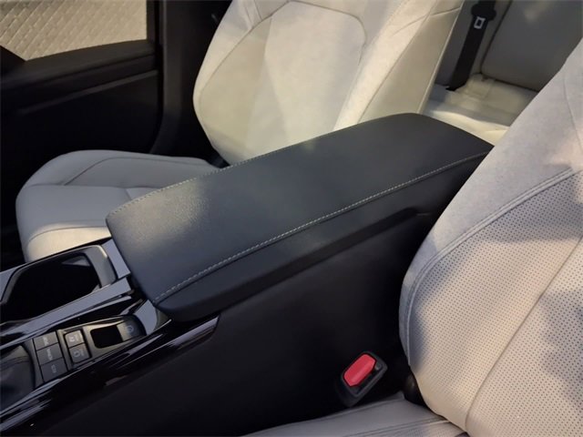 Used 2026 Toyota Camry XLE w/ Premium Plus Package image 19