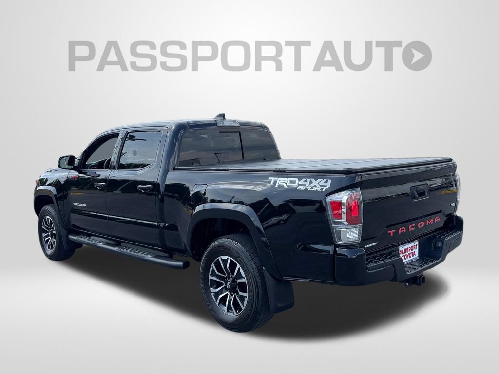 Used 2021 Toyota Tacoma TRD Sport w/ TRD Premium Sport Package AWD/4WD image 3