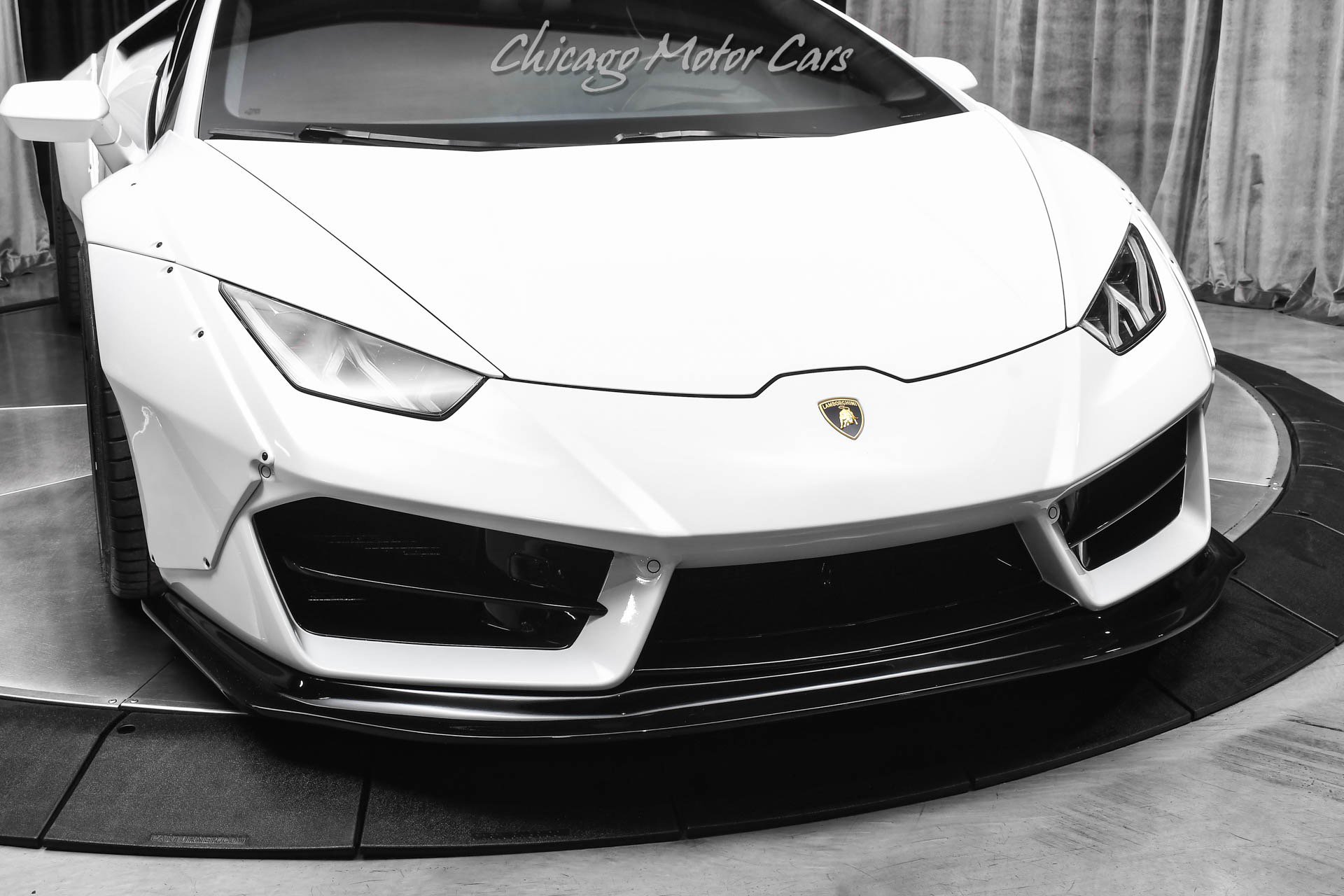 Used 2016 Lamborghini Huracan LP 580-2 RWD image 41