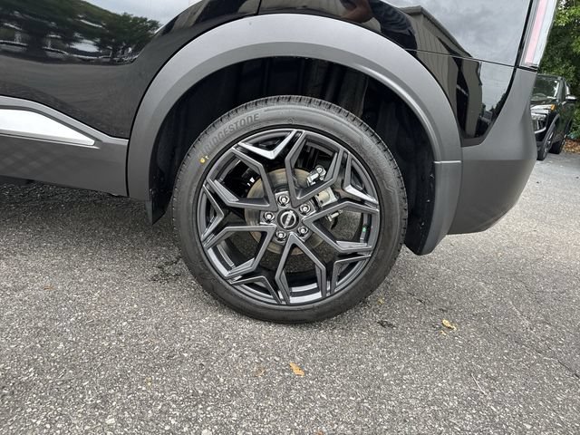 New 2026 Nissan Kicks SR FWD image 32
