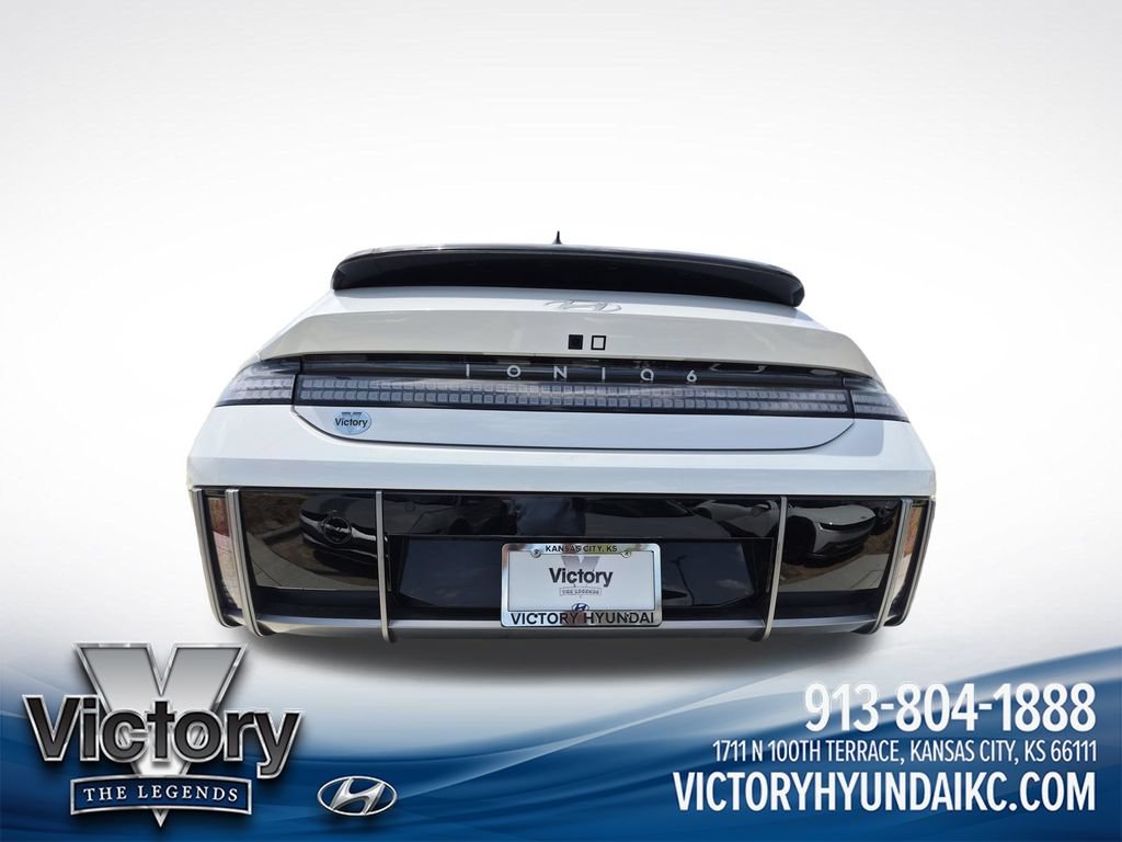 Used 2025 Hyundai Ioniq 6 SE RWD image 4