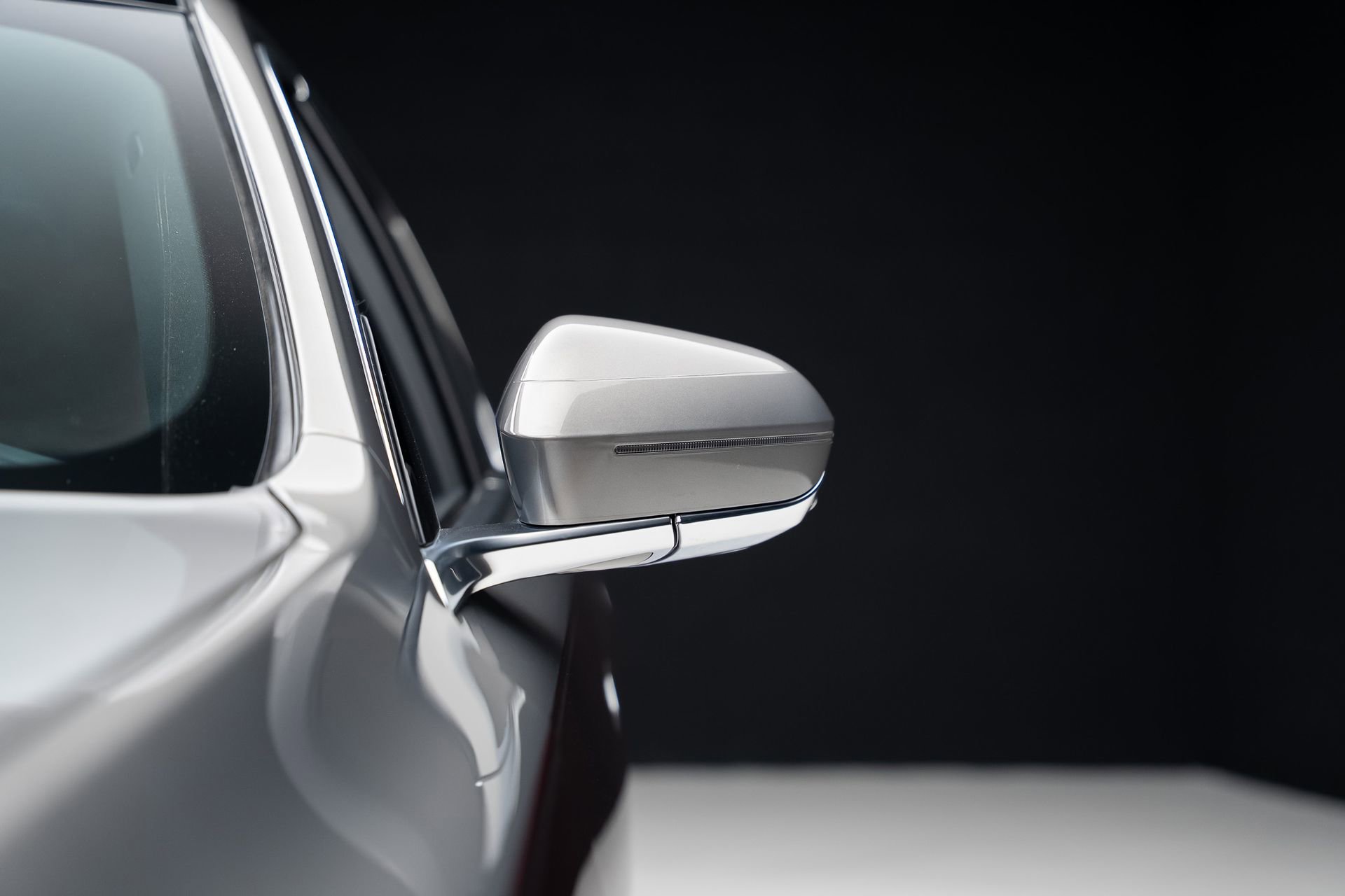 Used 2023 BMW i7 xDrive60 w/ Executive Package 2 image 17