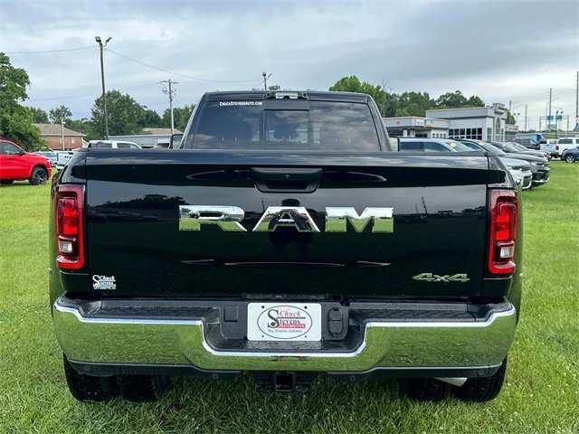 New 2025 RAM 3500 Tradesman image 3