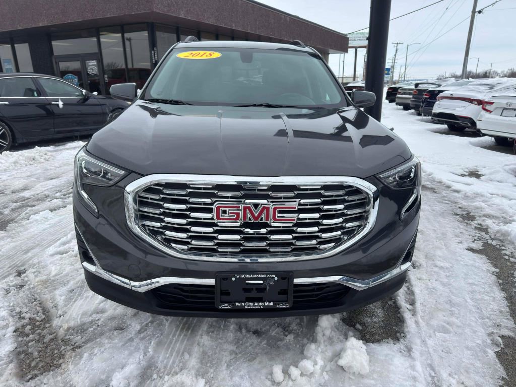 Used 2018 GMC Terrain SLE w/ Driver Convenience Package image 2