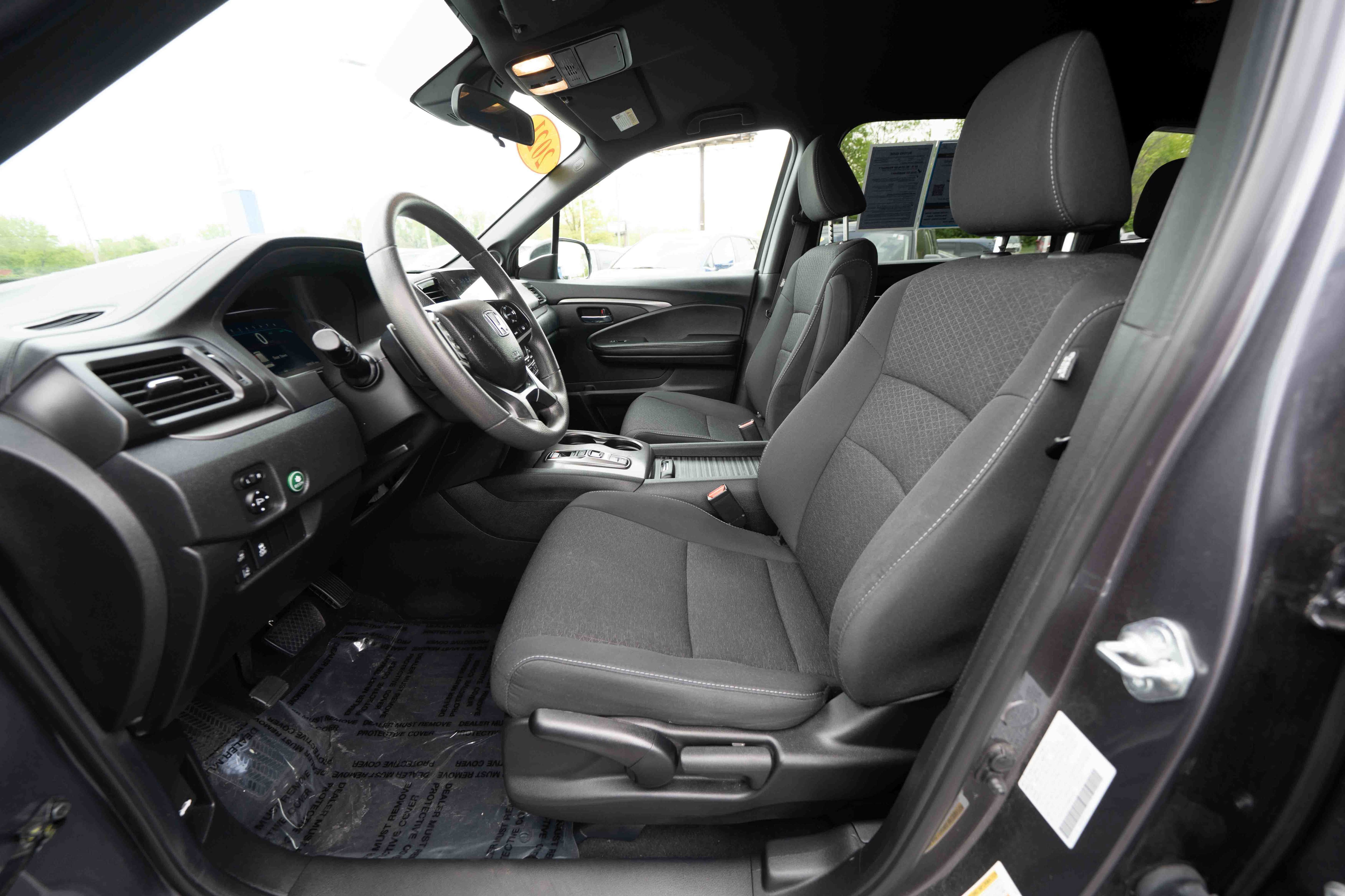 Used 2021 Honda Passport Sport image 9
