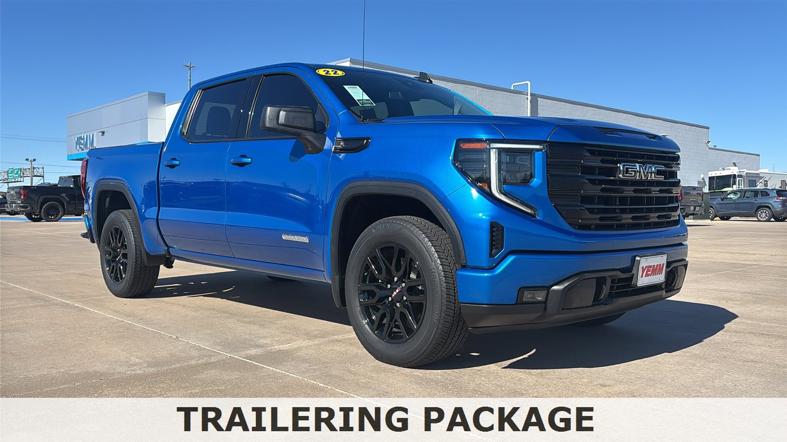 Used 2022 GMC Sierra 1500 Elevation image 2