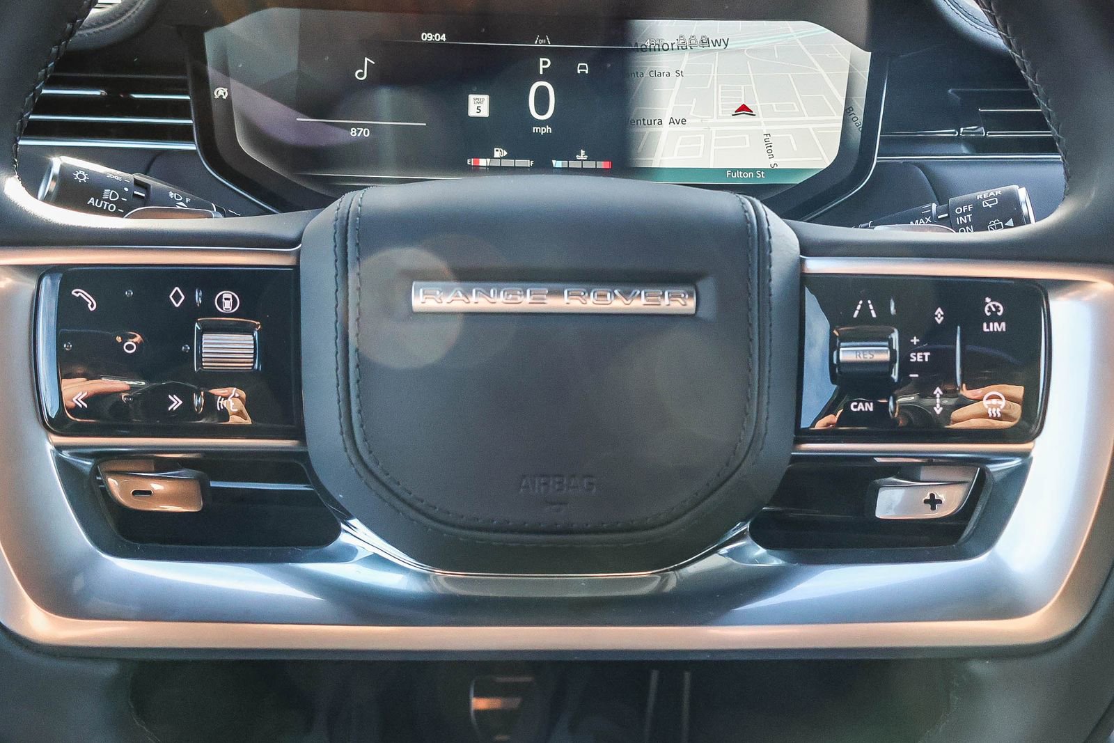 New 2026 Land Rover Range Rover SE image 35