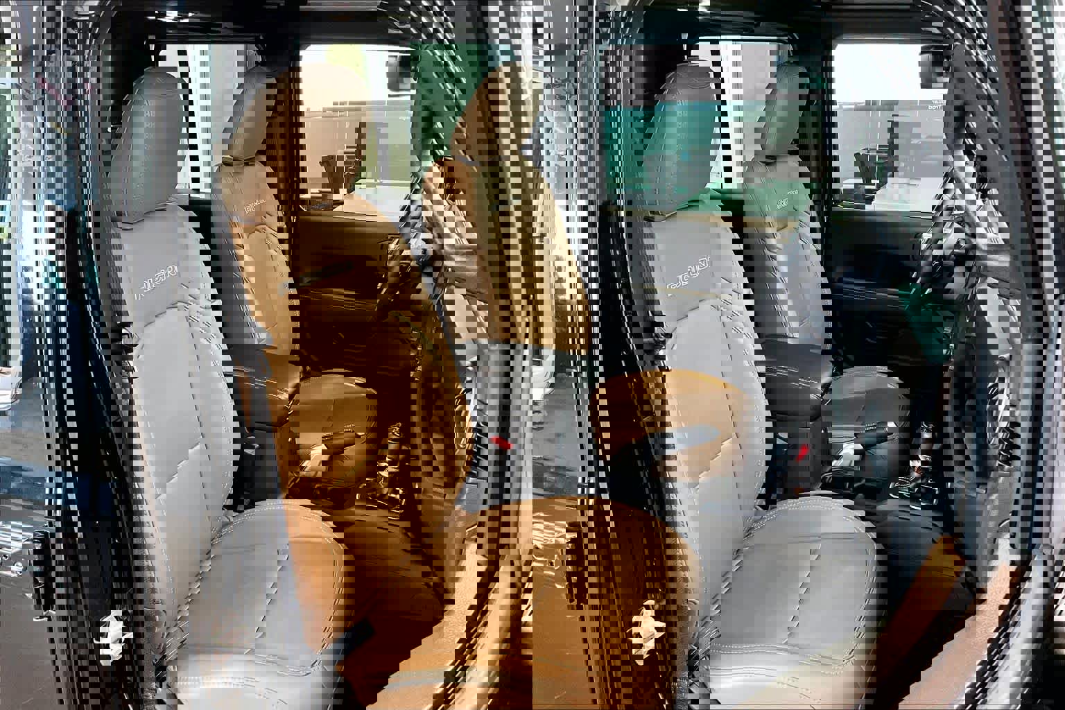 Used 2020 Jeep Gladiator Rubicon image 9